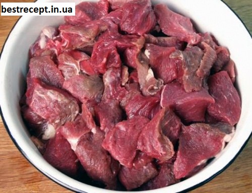 Гуляш з яловичини