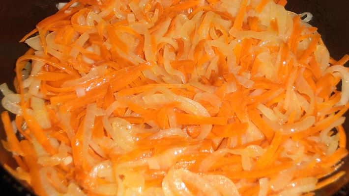Морква запечена у сметанному соусі