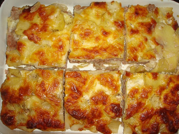 Запіканка з яловичини з картоплею